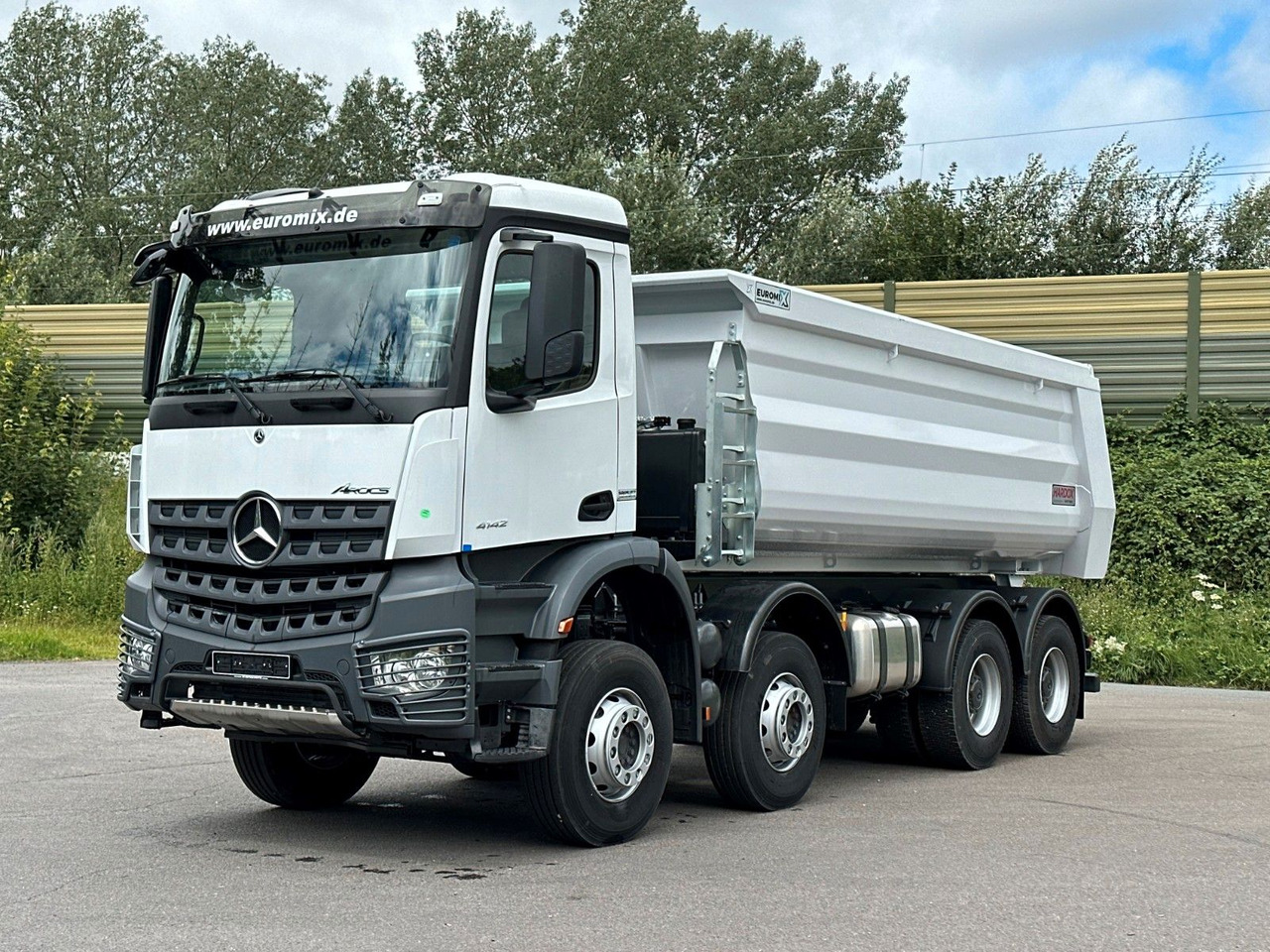 Mercedes-Benz 4142 8X4 Mulden- Kipper - EuromixMTP - Самоскид вантажівка: фото 2 Mercedes-Benz 4142 8X4 Mulden- Kipper - EuromixMTP - Самоскид вантажівка: фото 2