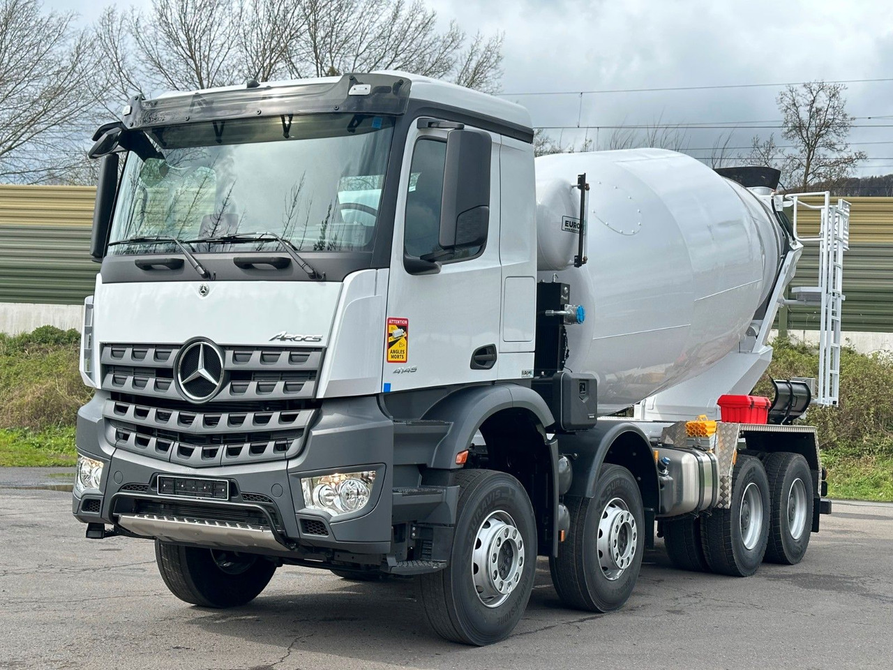 Mercedes-Benz 4145 8X4 EuromixMTP EM 10 Fahrmischer - Автобетонозмішувач: фото 3 Mercedes-Benz 4145 8X4 EuromixMTP EM 10 Fahrmischer - Автобетонозмішувач: фото 3