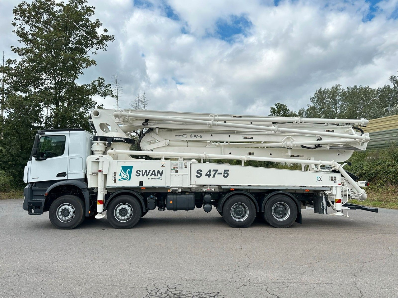 Mercedes-Benz Arocs 5 4142 8x4 SWAN TSP 47-5 160RZ ( 47m ) - Автобетононасос: фото 4 Mercedes-Benz Arocs 5 4142 8x4 SWAN TSP 47-5 160RZ ( 47m ) - Автобетононасос: фото 4