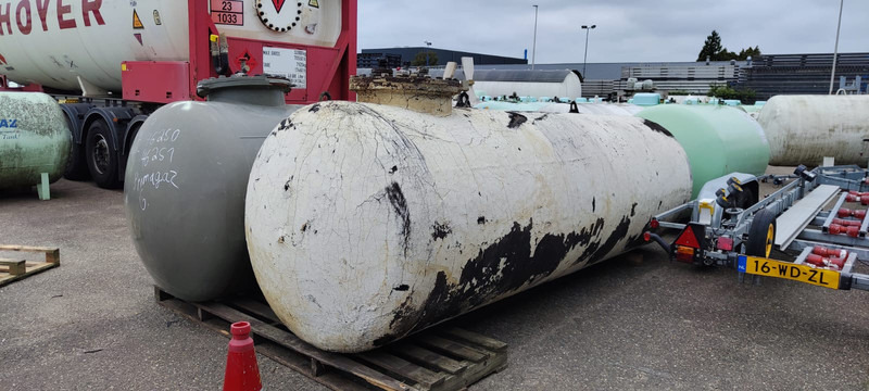 Visser 4850L(2.42 ton) Gastanks - Gas, Gaz, LPG, GPL, Propane, Butane tank Underground Gastank Used Tanks ID 1.008 ( Flexible options: Wholesale in a trailer/ Retail) - Вантажівка цистерна: фото 3 Visser 4850L(2.42 ton) Gastanks - Gas, Gaz, LPG, GPL, Propane, Butane tank Underground Gastank Used Tanks ID 1.008 ( Flexible options: Wholesale in a trailer/ Retail) - Вантажівка цистерна: фото 3