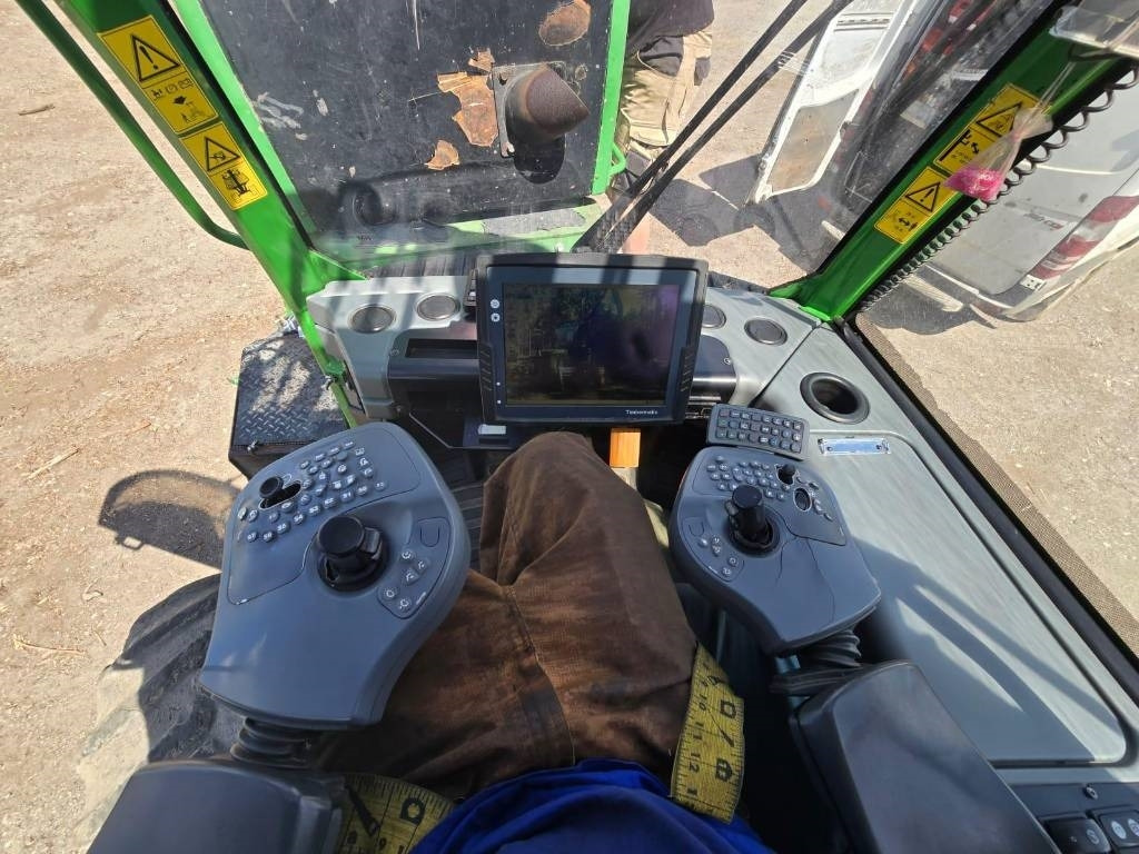 Форвардер John Deere 810 E: фото 10 Форвардер John Deere 810 E: фото 10