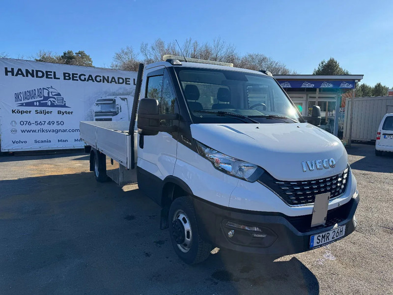 Iveco Daily 35C18, Flatbed + alu-side boards, 3.0TDi, 2022 - Бортова вантажівка/ Платформа: фото 1 Iveco Daily 35C18, Flatbed + alu-side boards, 3.0TDi, 2022 - Бортова вантажівка/ Платформа: фото 1