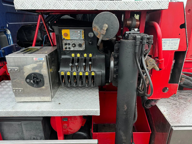 Scania P420 6X2*4, Hooklift-truck with Crane, 2008 - Вантажівка, Вантажівка з маніпулятором: фото 4 Scania P420 6X2*4, Hooklift-truck with Crane, 2008 - Вантажівка, Вантажівка з маніпулятором: фото 4