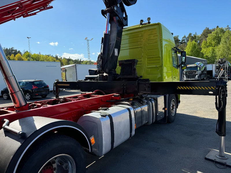 Самоскид вантажівка, Вантажівка з маніпулятором Volvo FM 6x2, Tipper + Crane and Skylift, 2009: фото 16