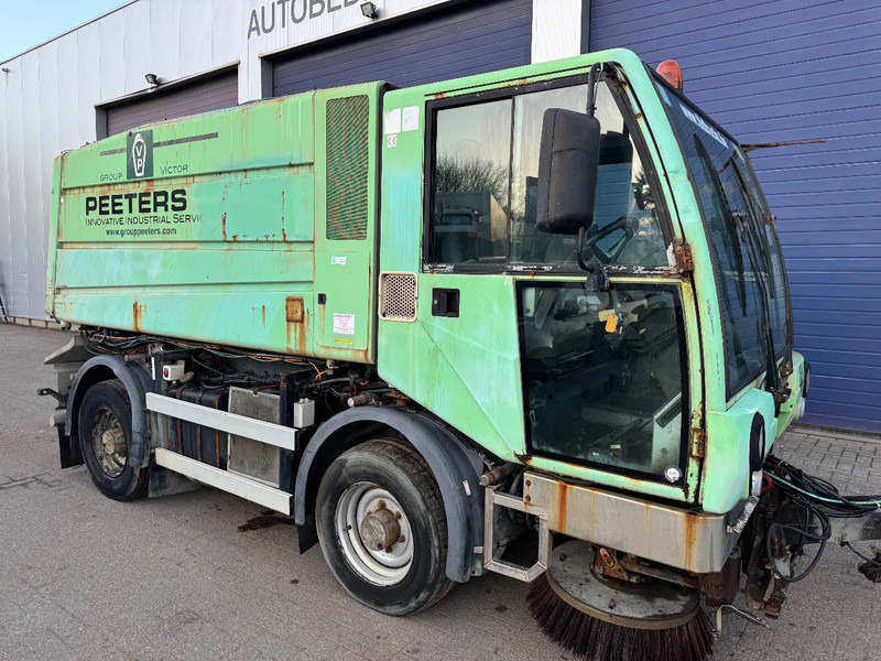 Bucher CITYCAT 5000SL **SWEEPER-BALAYEUSE** - Підмітально-прибиральна машина: фото 4 Bucher CITYCAT 5000SL **SWEEPER-BALAYEUSE** - Підмітально-прибиральна машина: фото 4