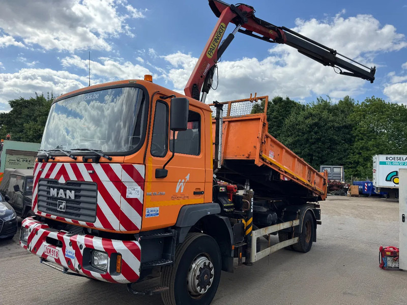 MAN ME 18.250 4X4 **4X4-TIPPER+PALFINGER PK7501-BELGIAN TRUCK** - Самоскид вантажівка, Вантажівка з маніпулятором: фото 2 MAN ME 18.250 4X4 **4X4-TIPPER+PALFINGER PK7501-BELGIAN TRUCK** - Самоскид вантажівка, Вантажівка з маніпулятором: фото 2
