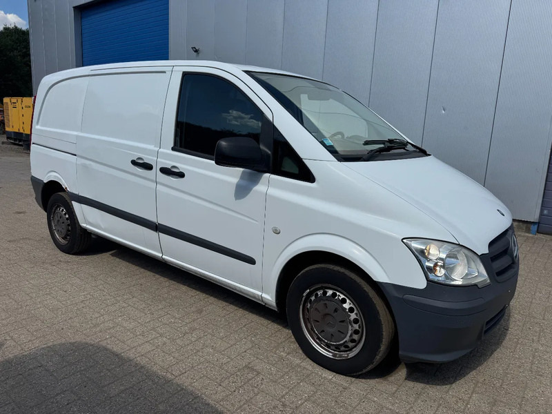 Mercedes-Benz Vito **110CDI-EURO 5** - Легковий фургон: фото 3 Mercedes-Benz Vito **110CDI-EURO 5** - Легковий фургон: фото 3
