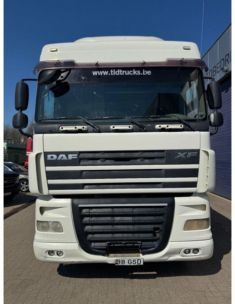 DAF XF 105.460 **EURO 5-RETARDER** - Тягач: фото 3 DAF XF 105.460 **EURO 5-RETARDER** - Тягач: фото 3