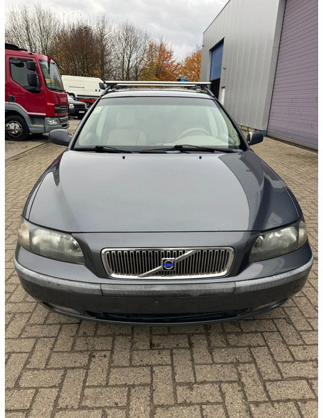 Volvo V70 V70 - Легковий автомобіль: фото 3 Volvo V70 V70 - Легковий автомобіль: фото 3