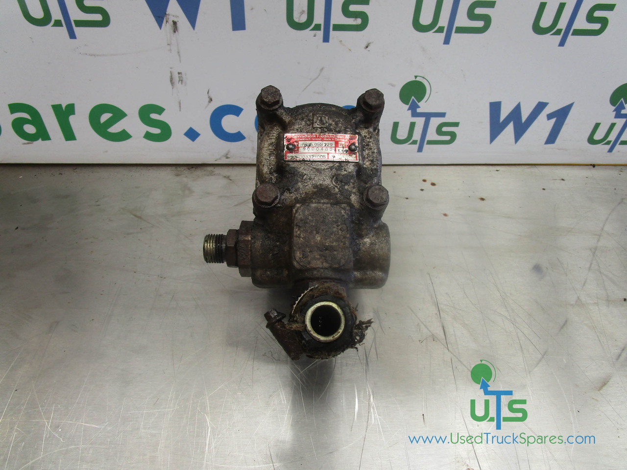 CAT C10 / C12 ZF POWER STEERING PUMP P/NO 7685955729 - Рульове управління в категорії Вантажівки: фото 1 CAT C10 / C12 ZF POWER STEERING PUMP P/NO 7685955729 - Рульове управління в категорії Вантажівки: фото 1