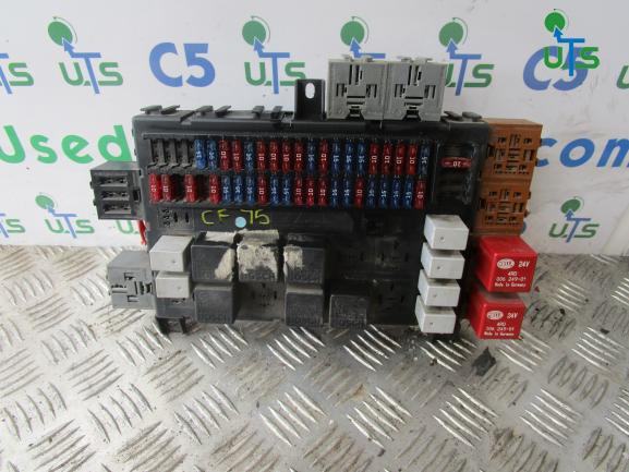 DAF CF 75/85 FUSEBOARD PART NO 1373830/518685003/01 - Електрична система в категорії Вантажівки: фото 1 DAF CF 75/85 FUSEBOARD PART NO 1373830/518685003/01 - Електрична система в категорії Вантажівки: фото 1