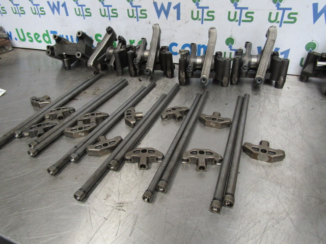 DAF XF 105 PACCAR ROCKER SHAFTS AND PUSH RODS P/NO 0328110 - Двигун та запчастини в категорії Вантажівки: фото 2 DAF XF 105 PACCAR ROCKER SHAFTS AND PUSH RODS P/NO 0328110 - Двигун та запчастини в категорії Вантажівки: фото 2