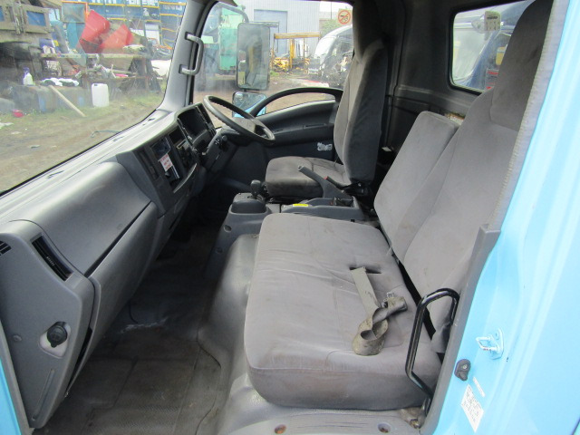 ISUZU N75 CAB (2012) - Кабіна в категорії Вантажівки: фото 3 ISUZU N75 CAB (2012) - Кабіна в категорії Вантажівки: фото 3