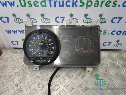 ISUZU NQR CLOCK CLUSTER AND TACHO - Електрична система в категорії Вантажівки: фото 1 ISUZU NQR CLOCK CLUSTER AND TACHO - Електрична система в категорії Вантажівки: фото 1
