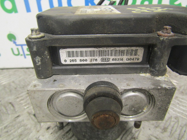 IVECO DAILY 3.0 (FICE 3481C) ABS PUMP/ECU BOSCH P/NO 0265800376 - Деталі гальмівної системи в категорії Вантажівки: фото 3 IVECO DAILY 3.0 (FICE 3481C) ABS PUMP/ECU BOSCH P/NO 0265800376 - Деталі гальмівної системи в категорії Вантажівки: фото 3