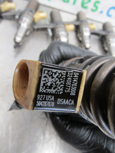 IVECO STRALIS CURSOR 10 INJECTORS P/NO 504287070/0414703008 - Паливна система в категорії Вантажівки: фото 3 IVECO STRALIS CURSOR 10 INJECTORS P/NO 504287070/0414703008 - Паливна система в категорії Вантажівки: фото 3