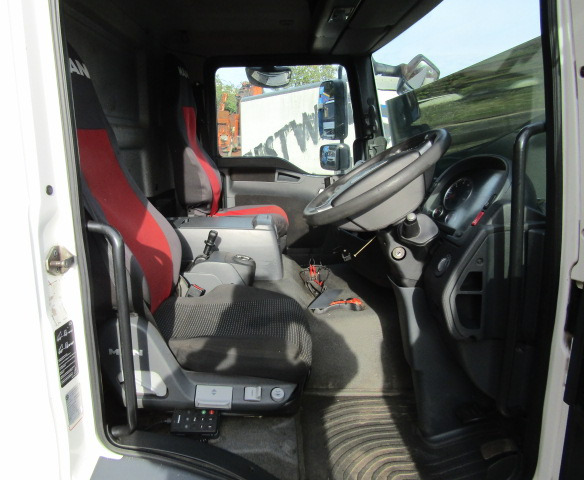 MAN TGM DAY CAB EX 2012 - Кабіна в категорії Вантажівки: фото 5 MAN TGM DAY CAB EX 2012 - Кабіна в категорії Вантажівки: фото 5