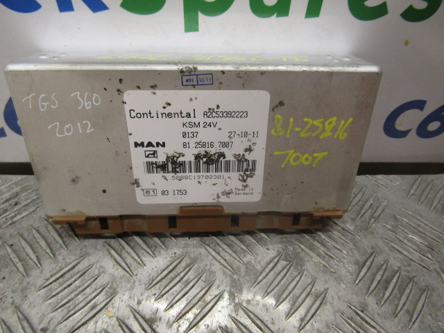MAN TGS KSM CONTROL UNIT MAN P/NO 81.25816.7007 - Електрична система в категорії Вантажівки: фото 1 MAN TGS KSM CONTROL UNIT MAN P/NO 81.25816.7007 - Електрична система в категорії Вантажівки: фото 1