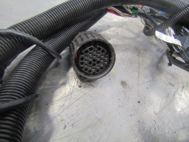 MERCEDES AXOR 1829 MANUAL GEARBOX WIRING HARNESS P/NO 003929484 - Електрична система в категорії Вантажівки: фото 3 MERCEDES AXOR 1829 MANUAL GEARBOX WIRING HARNESS P/NO 003929484 - Електрична система в категорії Вантажівки: фото 3