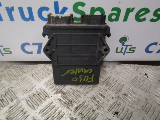 MITSUBISHI FUSO 75C EEC CONTROL UNIT P/NO EEC-325X4 - Електрична система в категорії Вантажівки: фото 1 MITSUBISHI FUSO 75C EEC CONTROL UNIT P/NO EEC-325X4 - Електрична система в категорії Вантажівки: фото 1