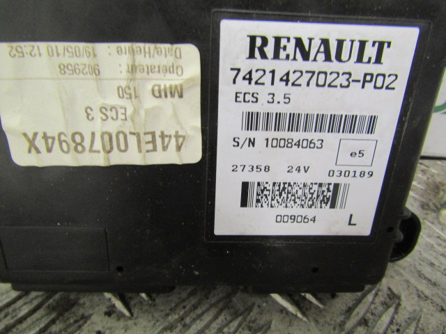 RENAULT MIDLUM DXI ECS CONTROL UNIT P/NO 7421427023-PO2 - Електрична система в категорії Вантажівки: фото 2 RENAULT MIDLUM DXI ECS CONTROL UNIT P/NO 7421427023-PO2 - Електрична система в категорії Вантажівки: фото 2