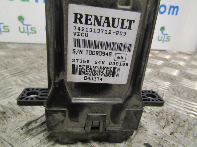 RENAULT MIDLUM DXI VECU MODULE P/NO 7421313712-PO3 - Електрична система в категорії Вантажівки: фото 2 RENAULT MIDLUM DXI VECU MODULE P/NO 7421313712-PO3 - Електрична система в категорії Вантажівки: фото 2