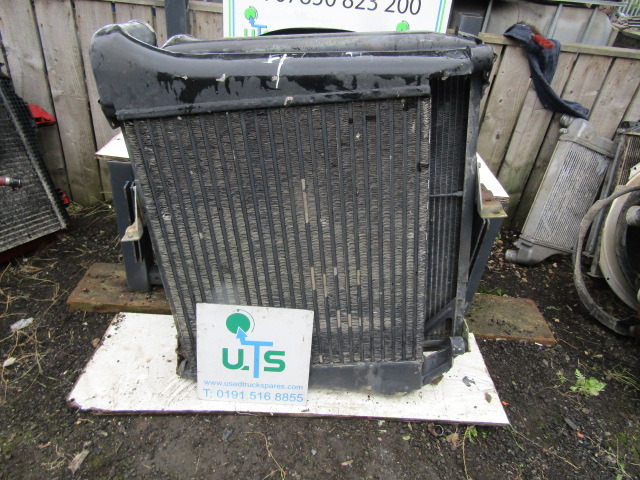 VOLVO FL7 RADIATOR/INTERCOOLER PACK P/NO 3183591 - Радіатор в категорії Вантажівки: фото 3 VOLVO FL7 RADIATOR/INTERCOOLER PACK P/NO 3183591 - Радіатор в категорії Вантажівки: фото 3