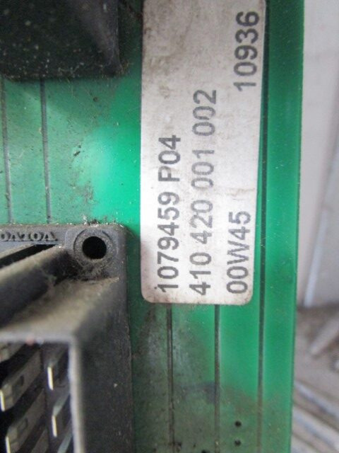 VOLVO FLE/FL6 FUSEBOARD 1079459 P04 - Електрична система в категорії Вантажівки: фото 2 VOLVO FLE/FL6 FUSEBOARD 1079459 P04 - Електрична система в категорії Вантажівки: фото 2
