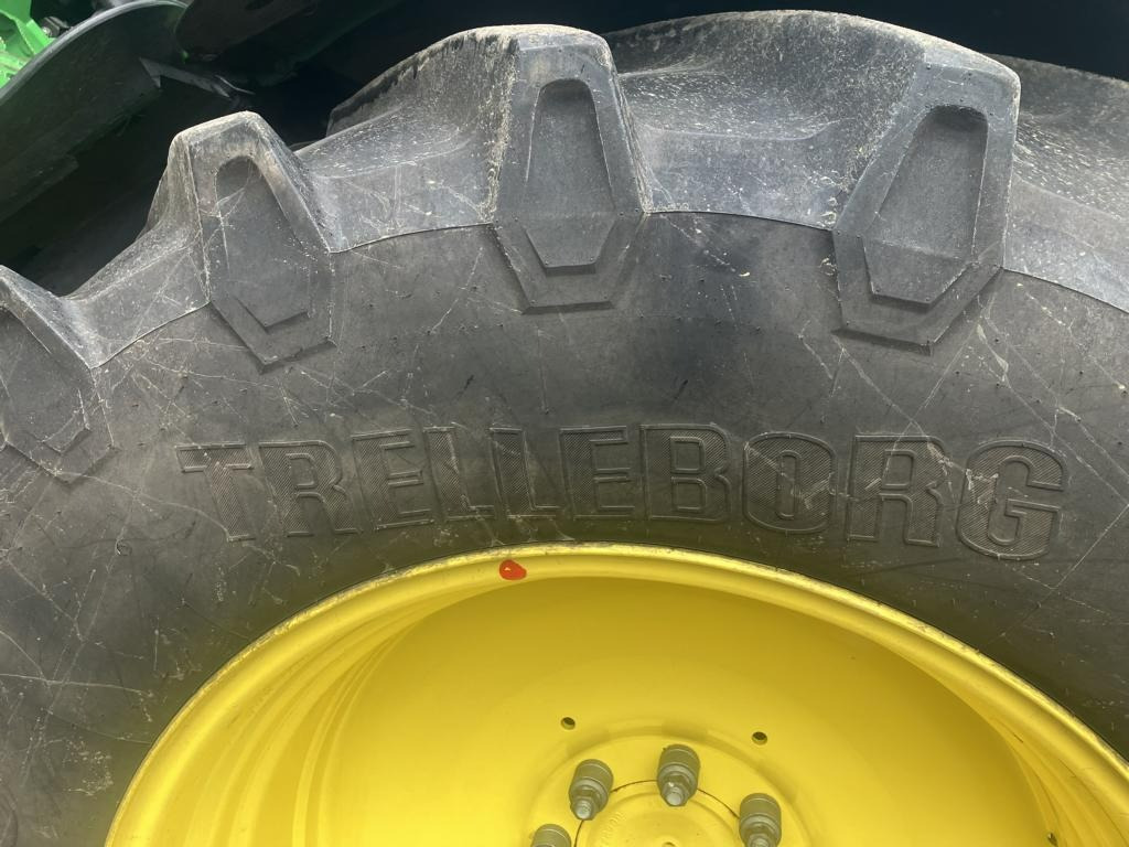 Трактор John Deere 6130R: фото 8