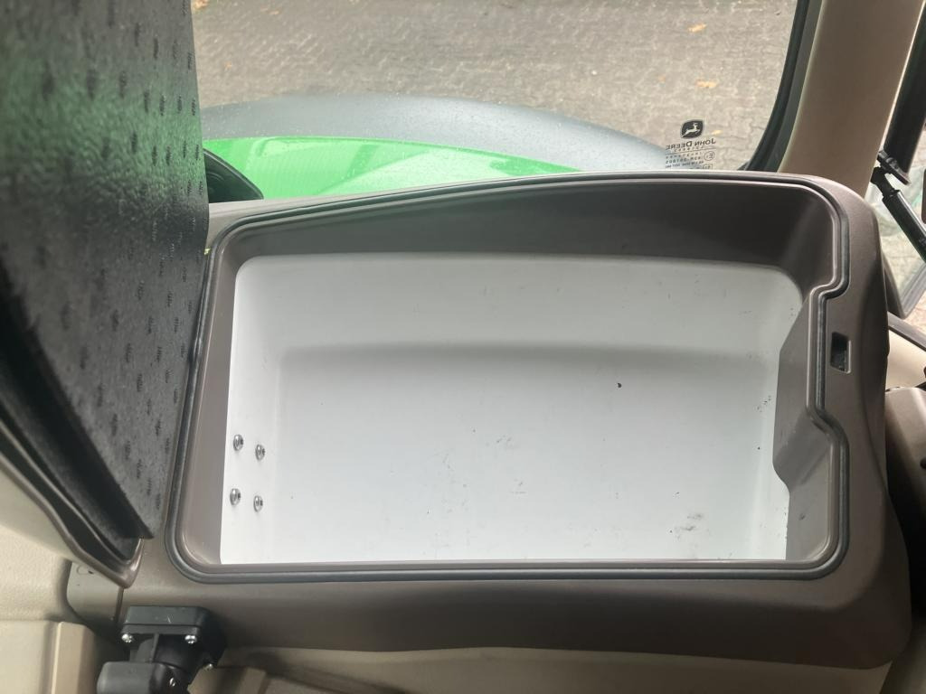 Трактор John Deere 6130R: фото 10