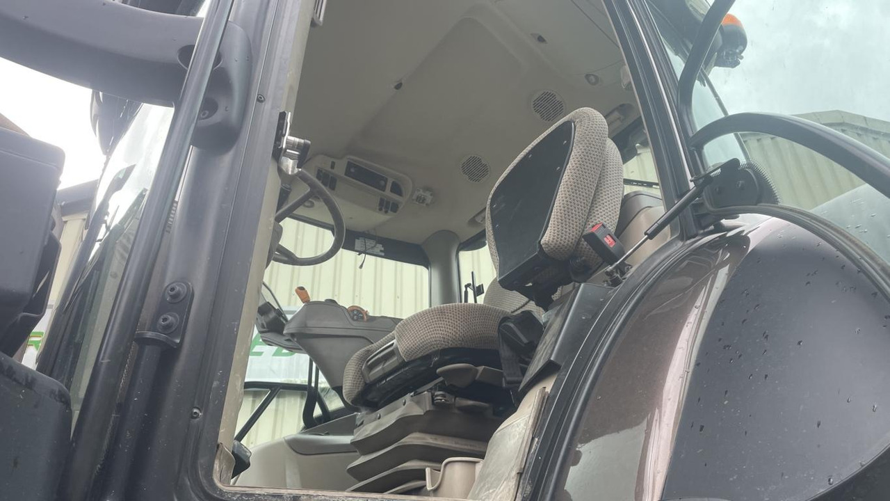 Трактор John Deere 6195R: фото 13