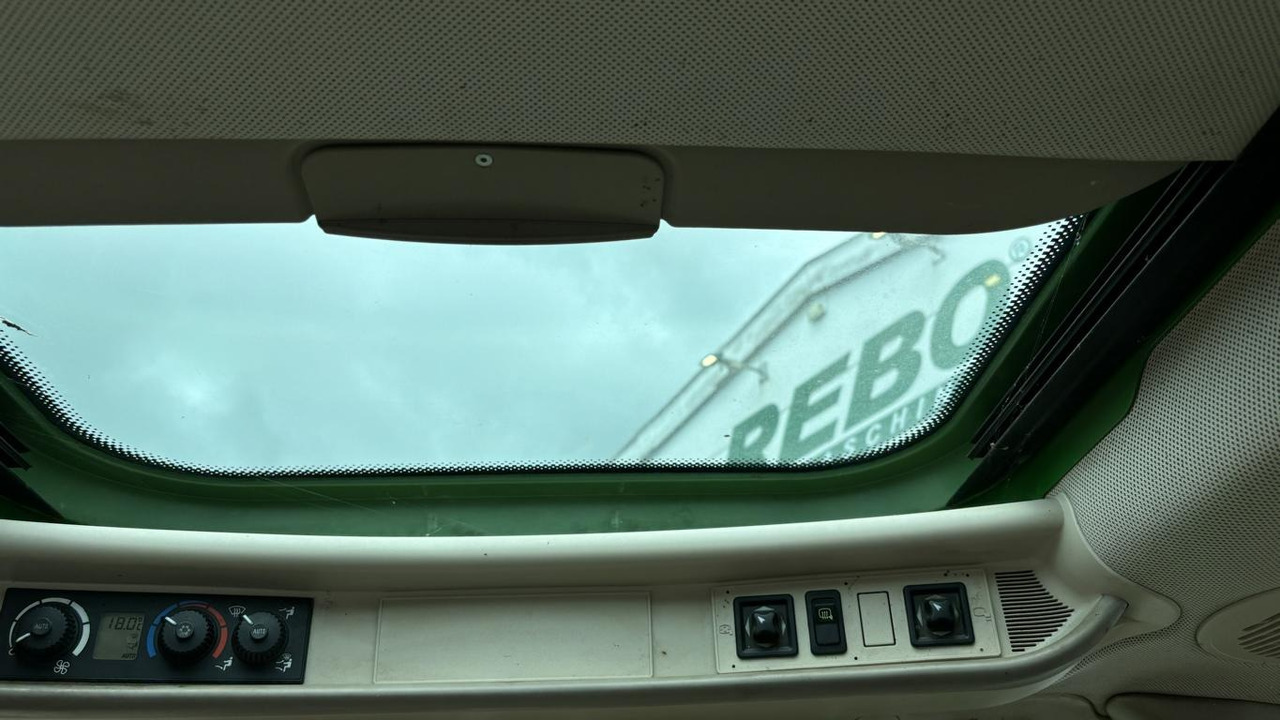 John Deere 6430 - Трактор: фото 5 John Deere 6430 - Трактор: фото 5