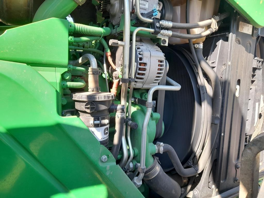 John Deere 6R185 - Трактор: фото 3 John Deere 6R185 - Трактор: фото 3
