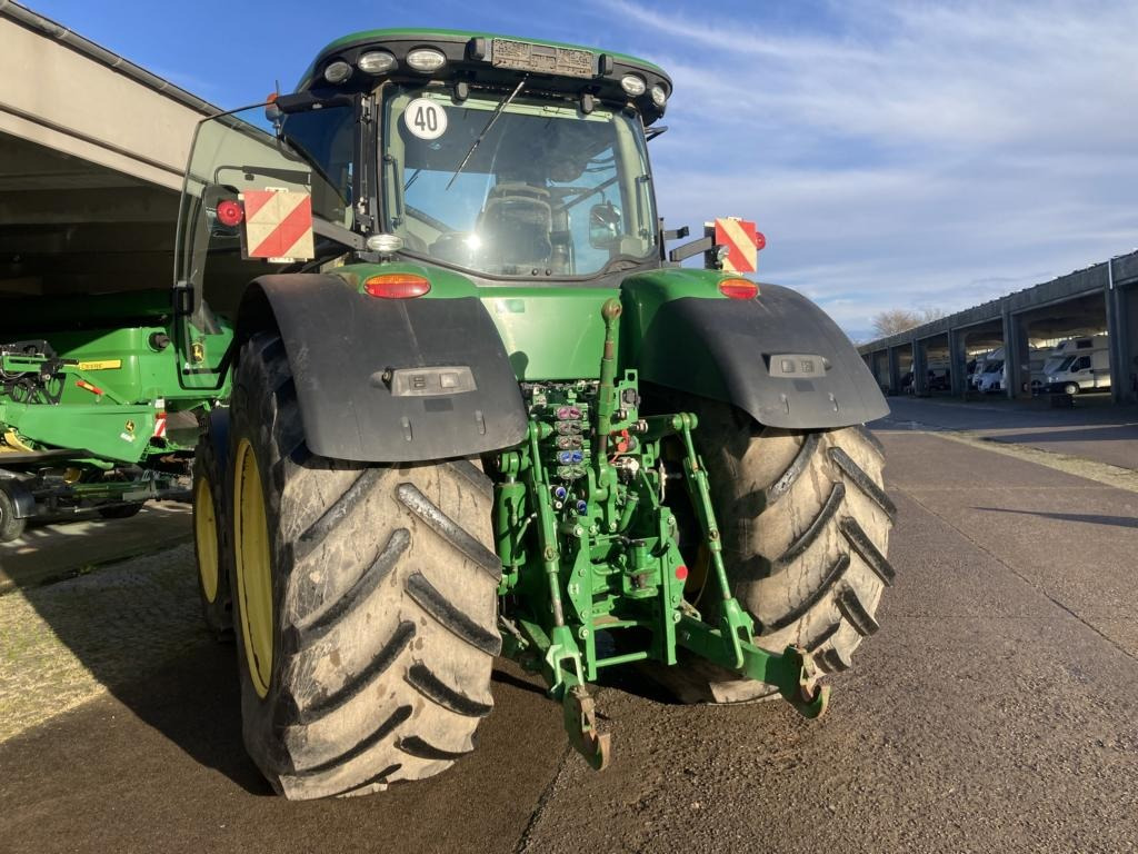 Трактор John Deere 8345R: фото 23 Трактор John Deere 8345R: фото 23