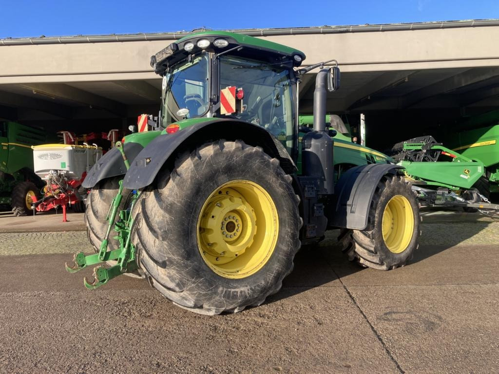 Трактор John Deere 8345R: фото 24 Трактор John Deere 8345R: фото 24
