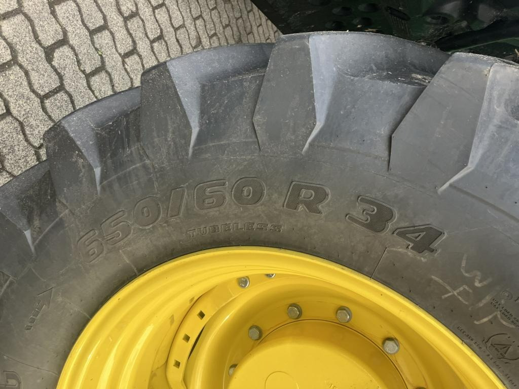 John Deere TRAKTOR 8R340 - Трактор: фото 5 John Deere TRAKTOR 8R340 - Трактор: фото 5