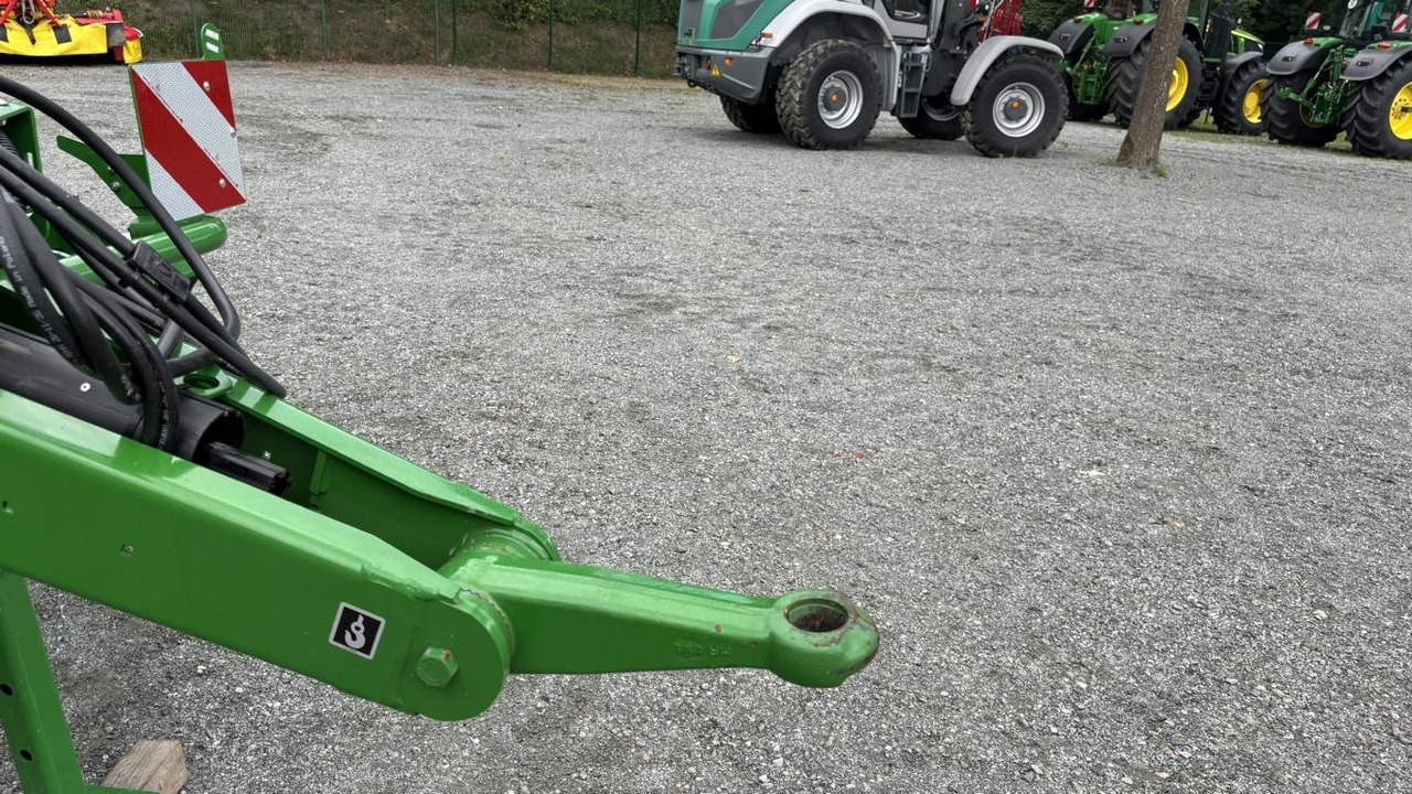 John Deere V461M - PAKET FÜR RUNDBALLENPR - Обмотувальник рулонів: фото 2 John Deere V461M - PAKET FÜR RUNDBALLENPR - Обмотувальник рулонів: фото 2