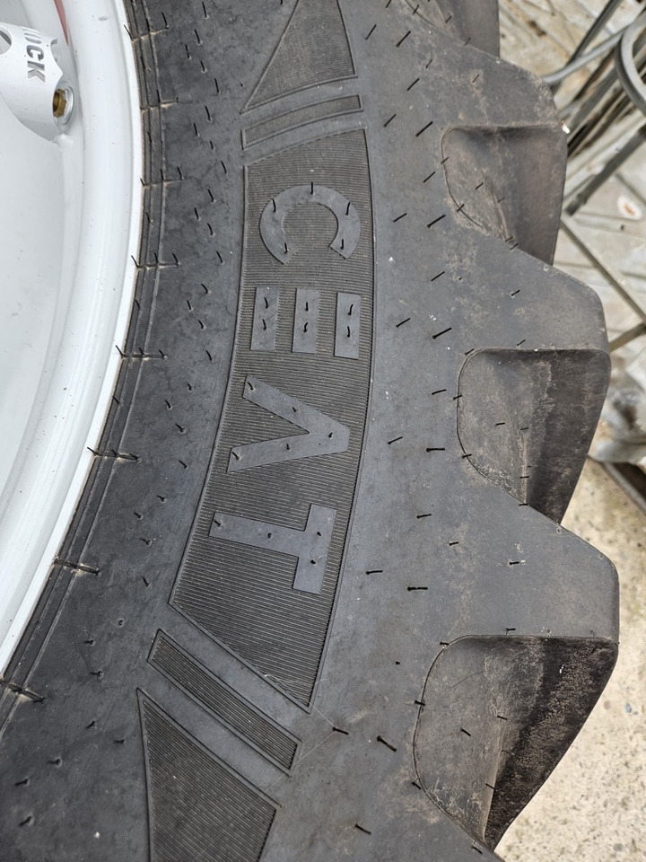 Massey Ferguson 6S. 165 Dyna-6 Exclusive - Трактор: фото 2 Massey Ferguson 6S. 165 Dyna-6 Exclusive - Трактор: фото 2