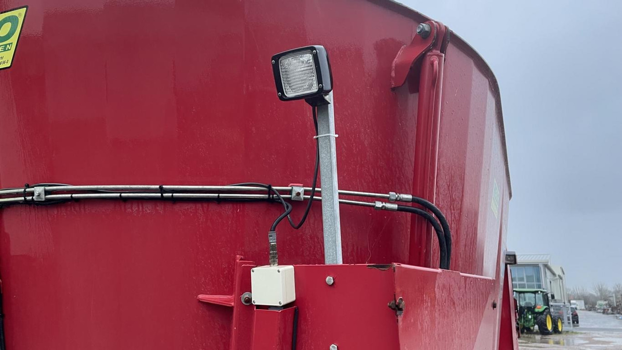 Mayer VM-16 SELBSTFAHRER - Кормороздавач: фото 3 Mayer VM-16 SELBSTFAHRER - Кормороздавач: фото 3