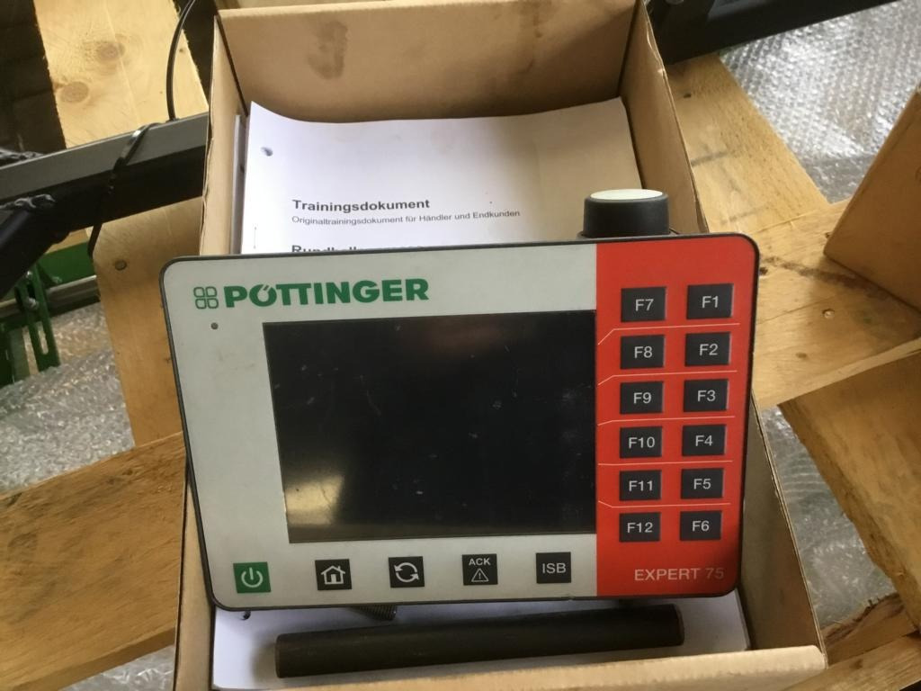 Pöttinger IMPRESS 155 VC PRO - Техніка для сінозаготівлі: фото 3 Pöttinger IMPRESS 155 VC PRO - Техніка для сінозаготівлі: фото 3