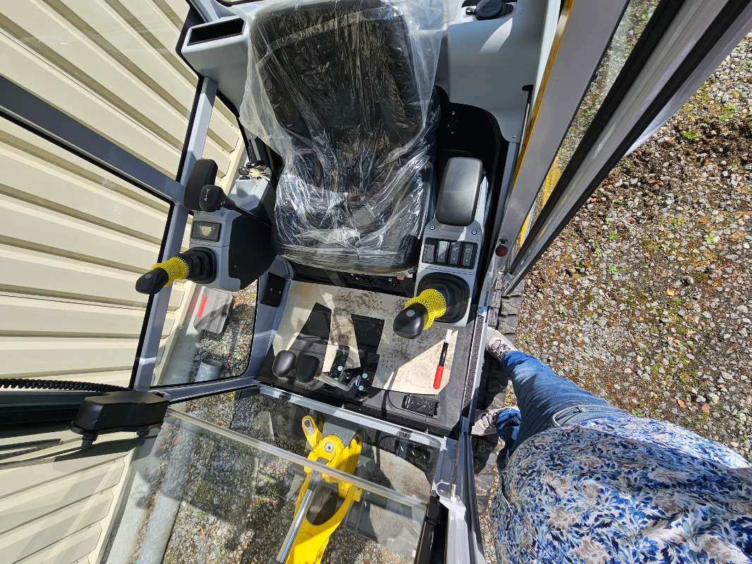 Wacker ET 16 - Міні-екскаватор: фото 5 Wacker ET 16 - Міні-екскаватор: фото 5