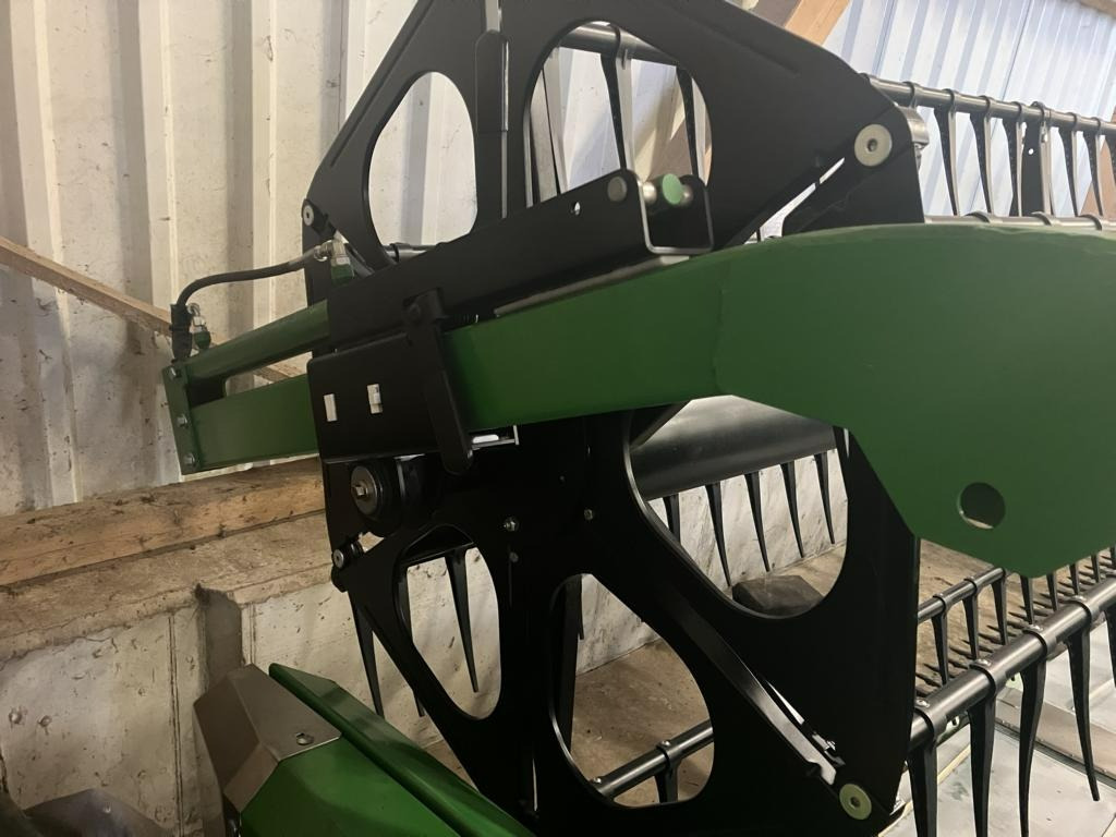 Zürn PREMIUM FLOW 725 PF - Жниварка зернова: фото 4 Zürn PREMIUM FLOW 725 PF - Жниварка зернова: фото 4