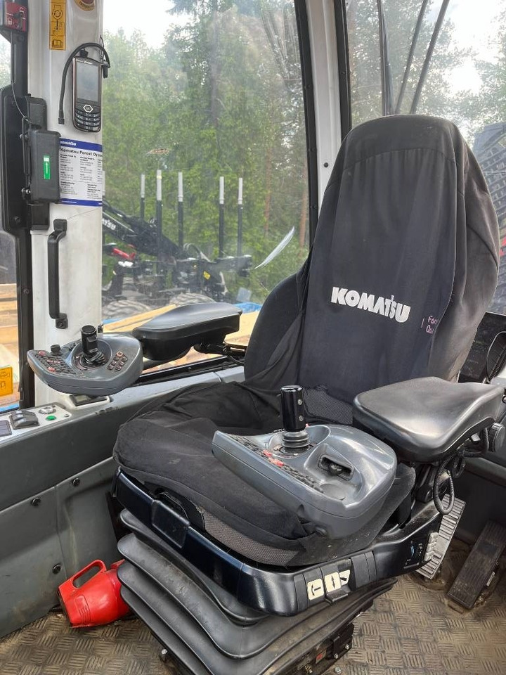 Форвардер Komatsu 895: фото 21