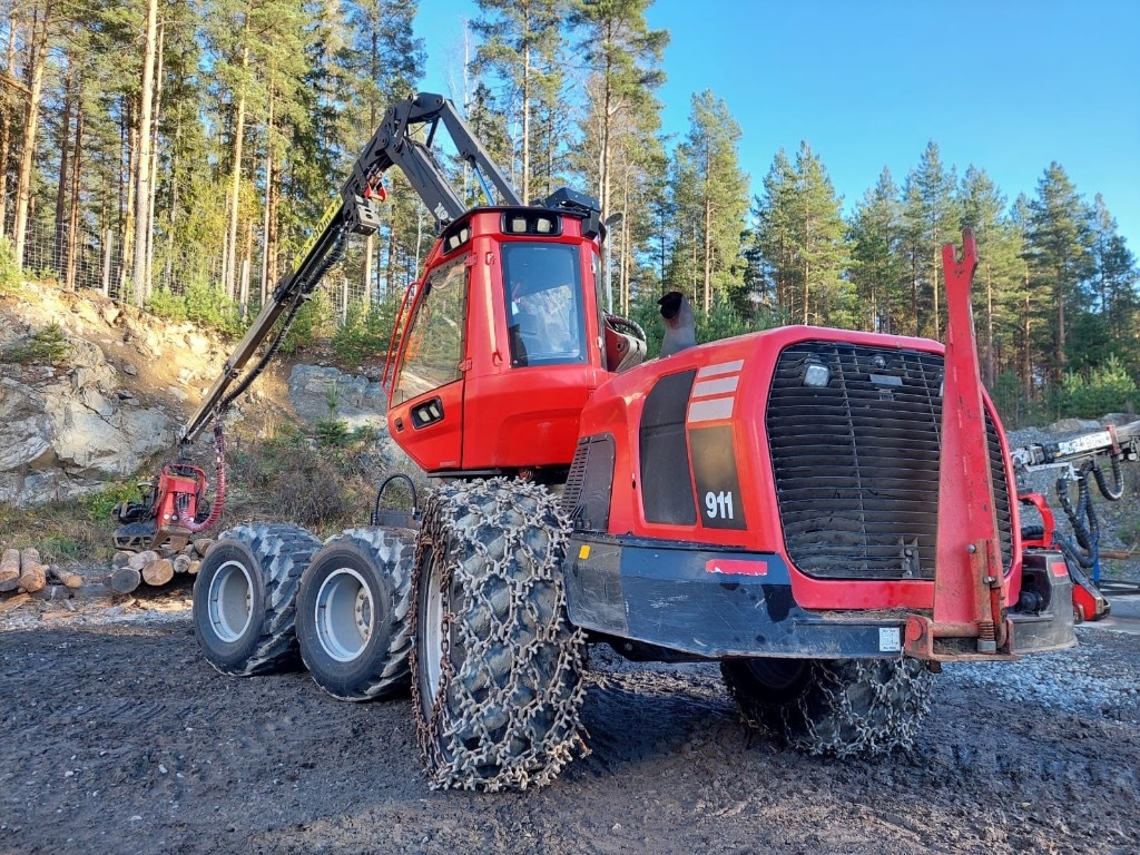 Komatsu 911 - Харвестер: фото 5 Komatsu 911 - Харвестер: фото 5