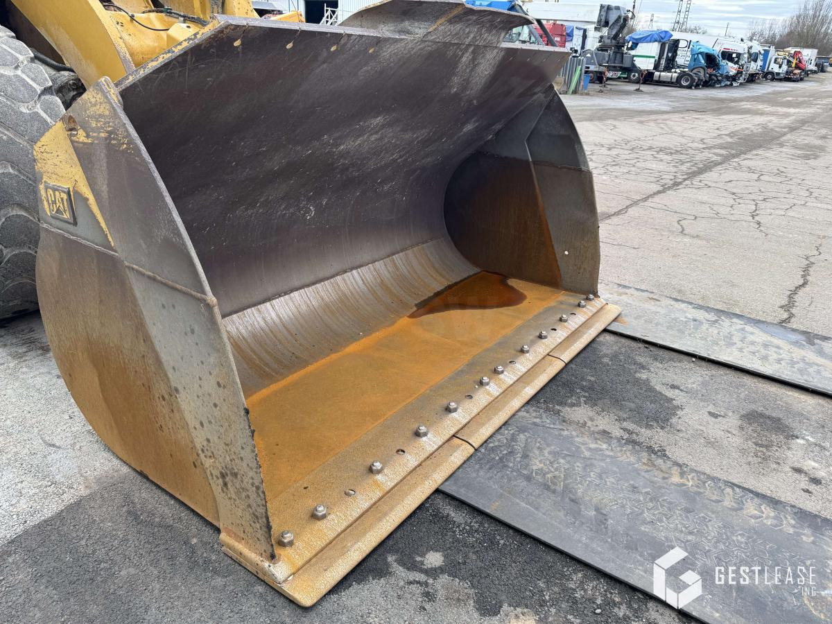 Caterpillar 966M - Колісний навантажувач: фото 5 Caterpillar 966M - Колісний навантажувач: фото 5