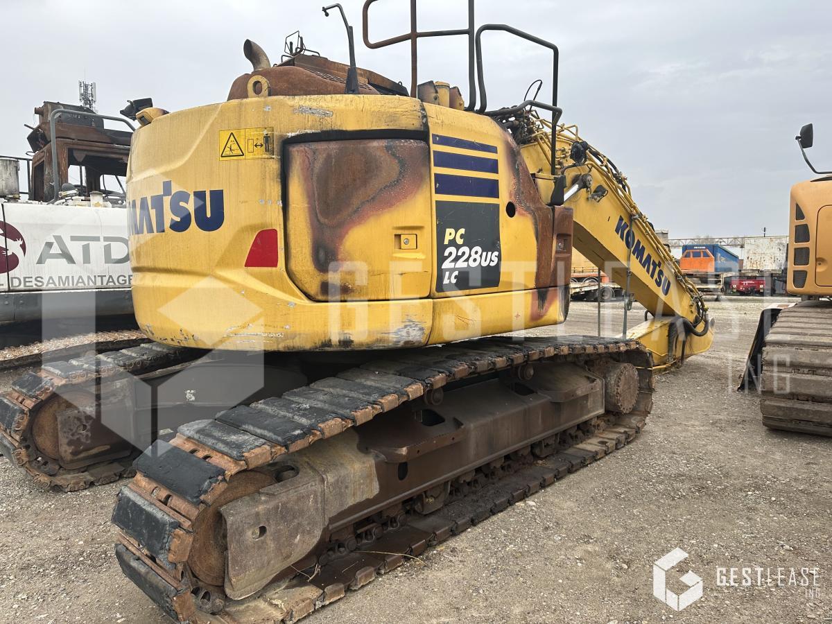 Komatsu PC228USLC-10 - Гусеничний екскаватор: фото 3 Komatsu PC228USLC-10 - Гусеничний екскаватор: фото 3
