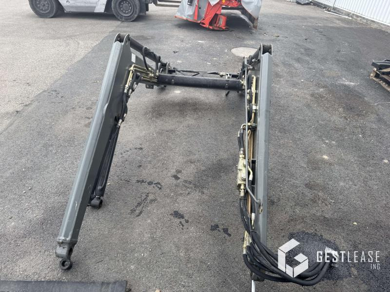 MAILLEUX MX80 - Фронтальний навантажувач для трактора: фото 4 MAILLEUX MX80 - Фронтальний навантажувач для трактора: фото 4