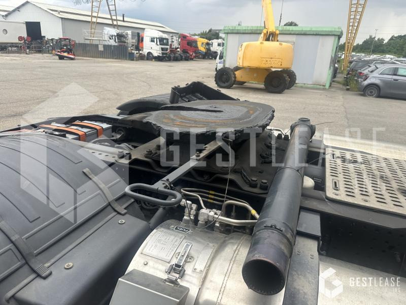 Тягач Iveco Stralis: фото 9