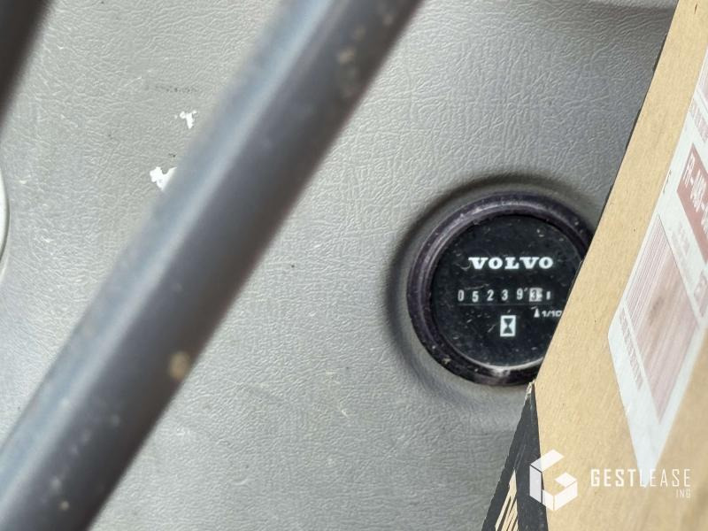 Міні-екскаватор Volvo ECR88 D: фото 9