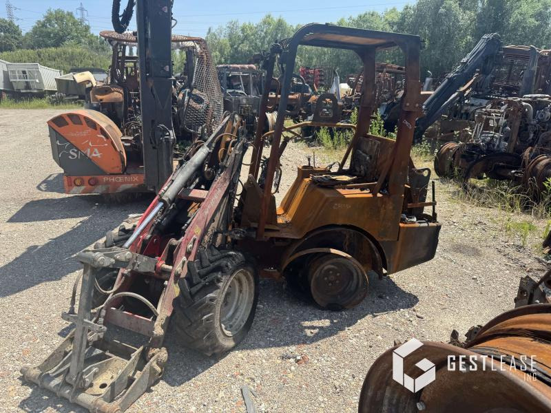 WEIDEMANN 1160 - Компактний фронтальний навантажувач: фото 1 WEIDEMANN 1160 - Компактний фронтальний навантажувач: фото 1